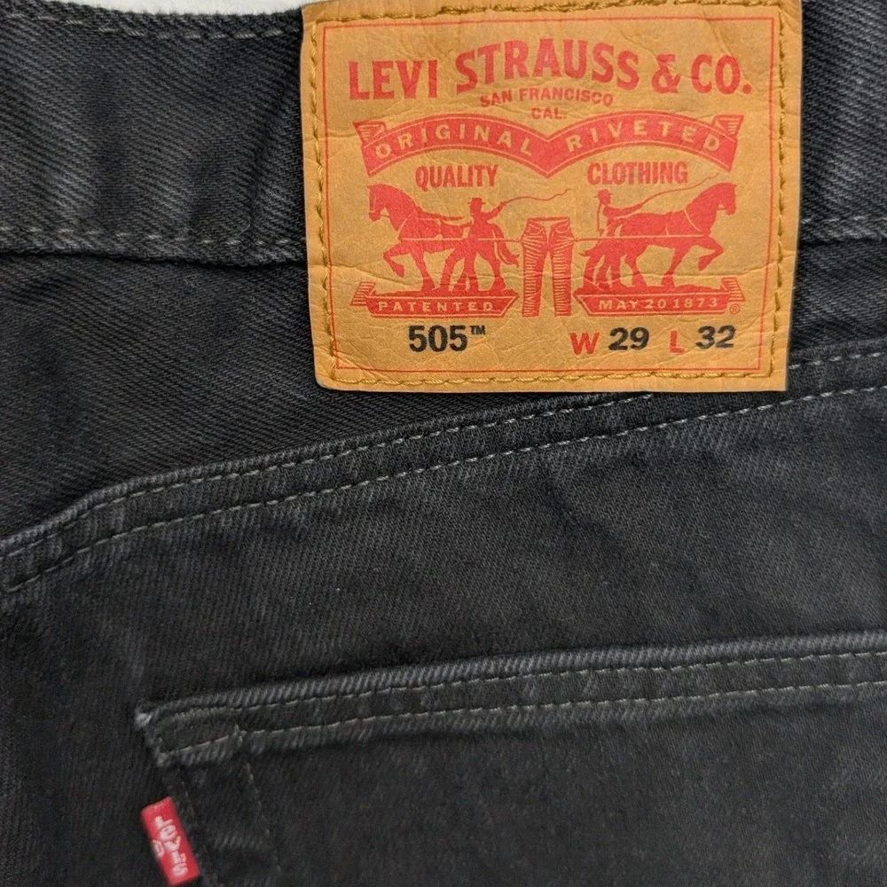 Levis color checking